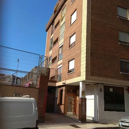 Espronceda Patio Solarium Apartman *